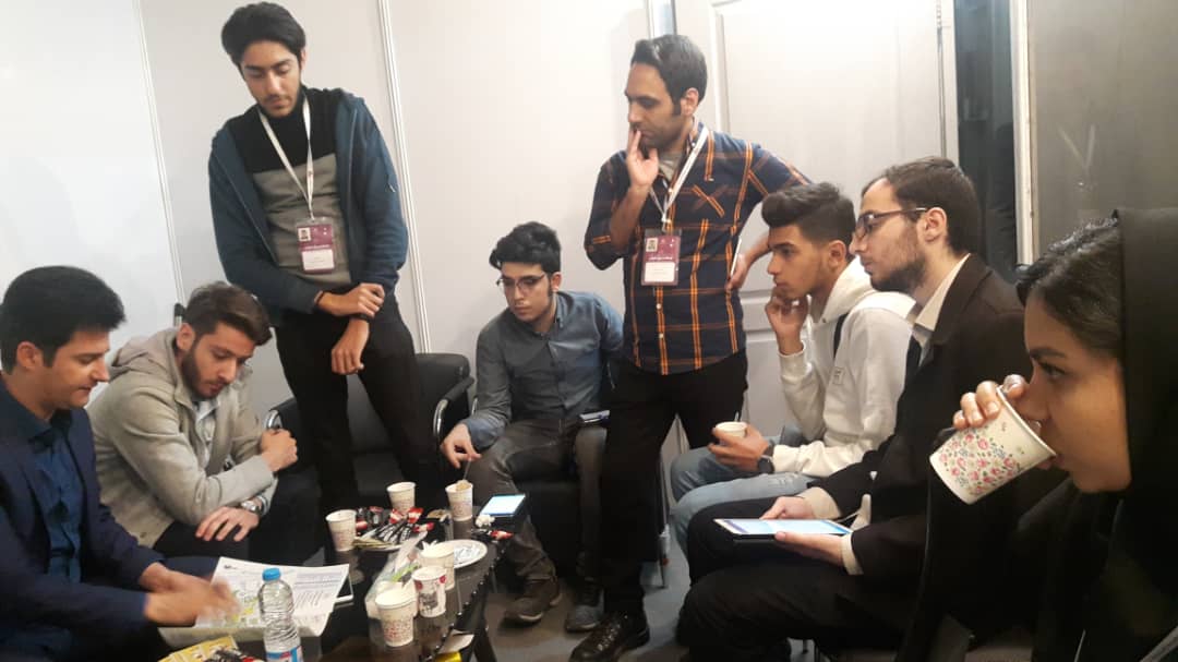 برگزاری نظرسنجی های وزارت نیرو در نوزدهمین دوره نمایشگاه بین المللی صنعت برق ایران توسط شرکت کامراد پژوهان پارس